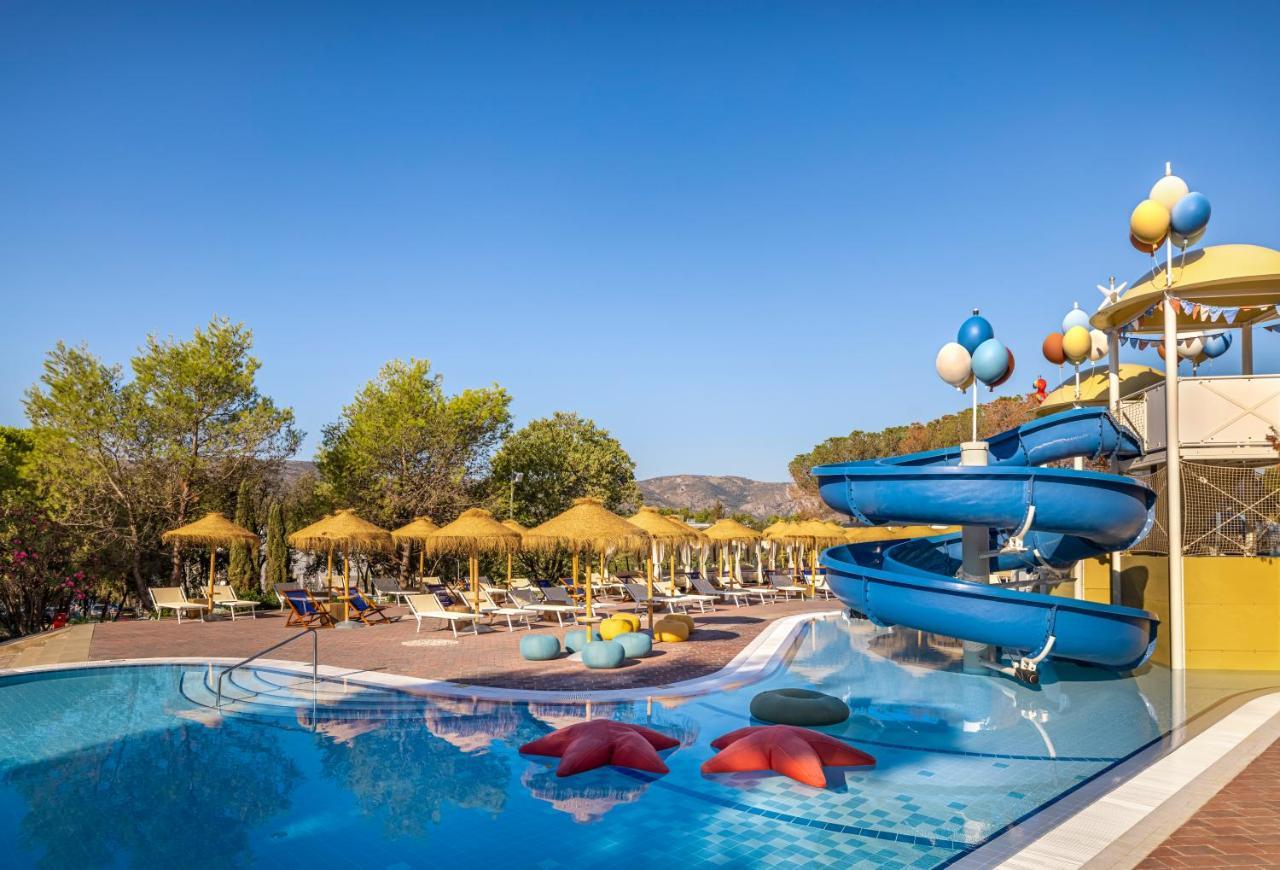 Valamar Amicor Resort Stari Grad  Ngoại thất bức ảnh
