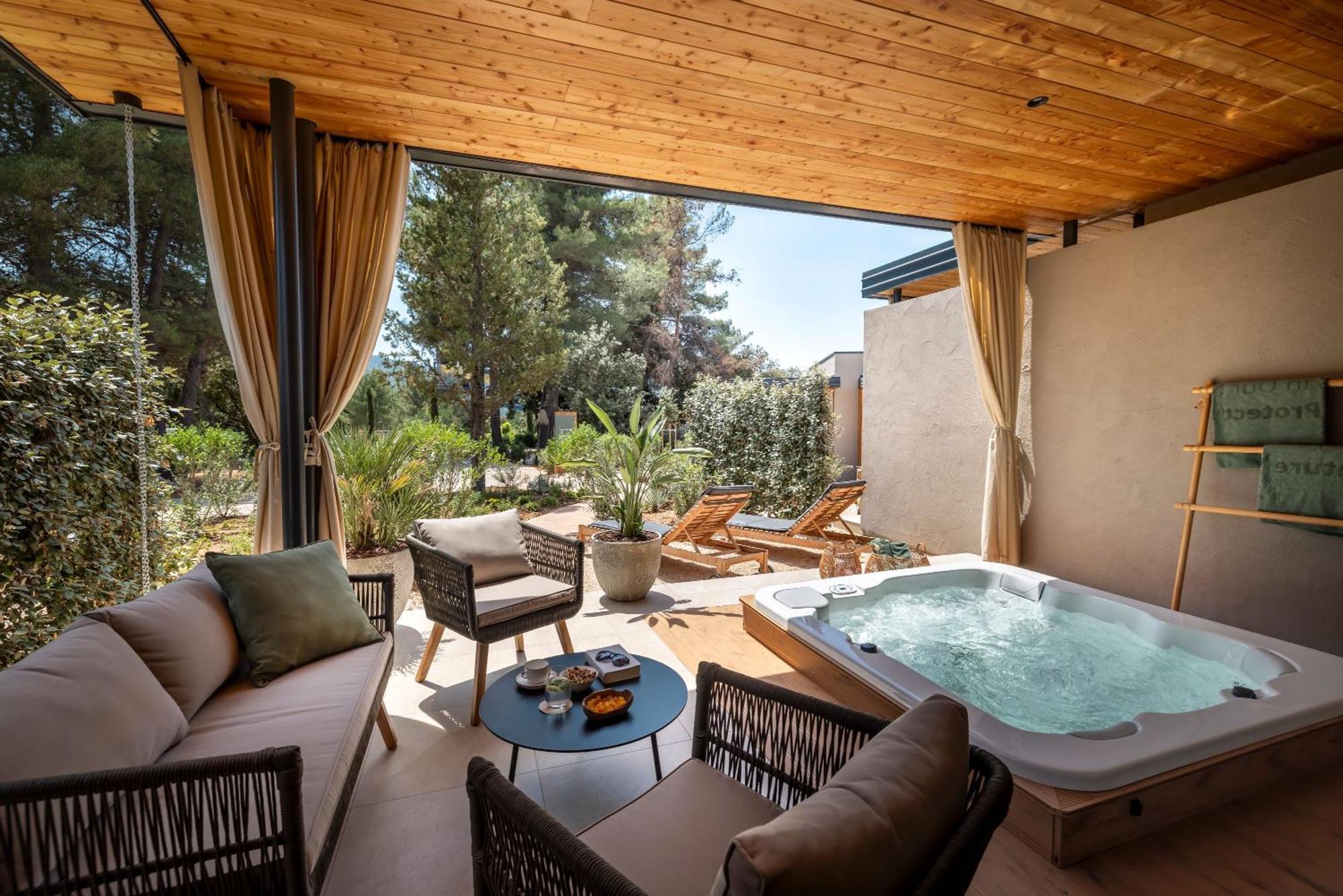 Valamar Amicor Resort Stari Grad  Ngoại thất bức ảnh